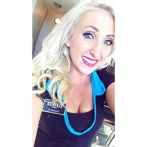Meet your Posher, Amanda